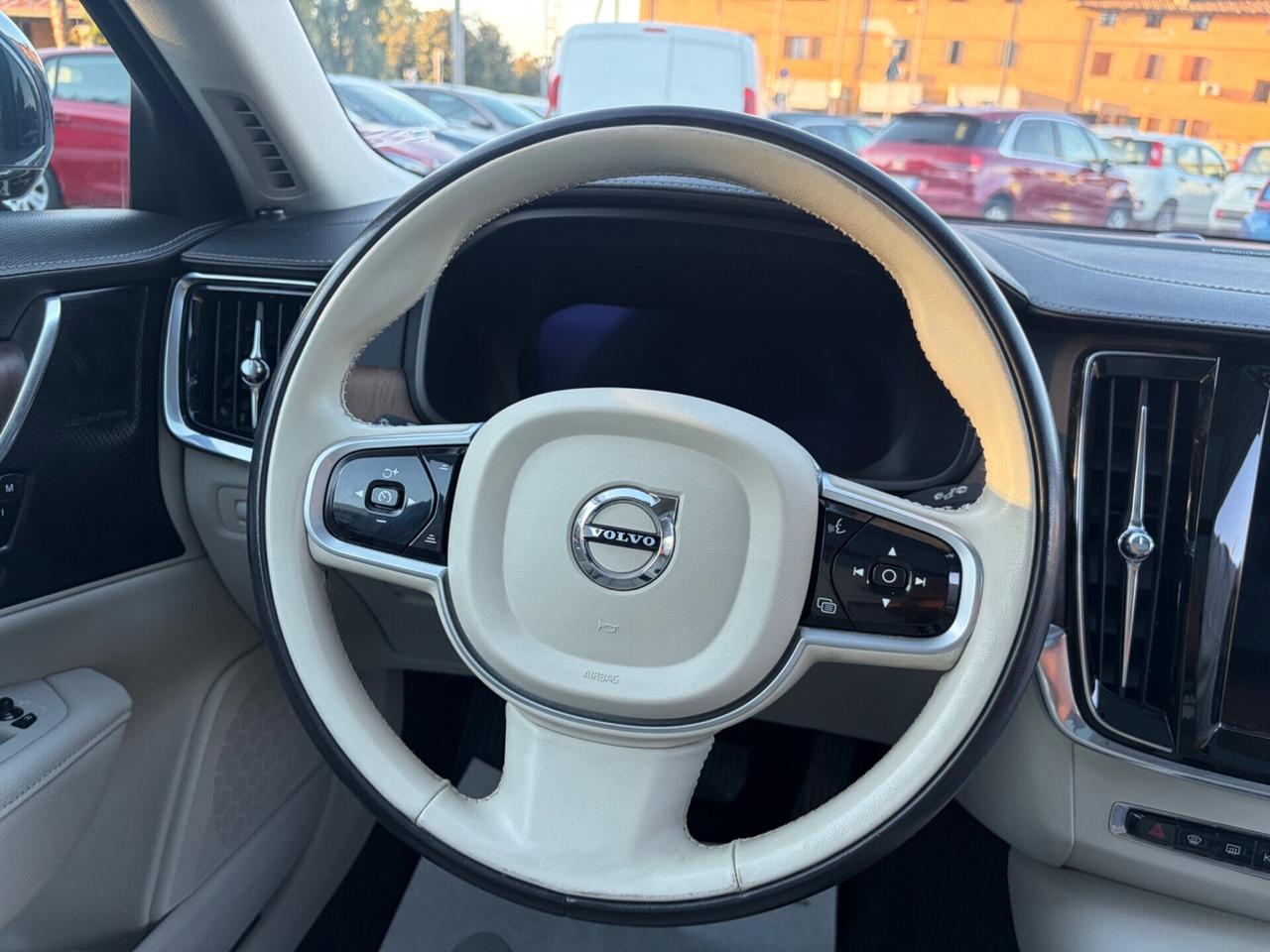 Volvo V90 B5 (d) AWD automatico Ultimate Dark