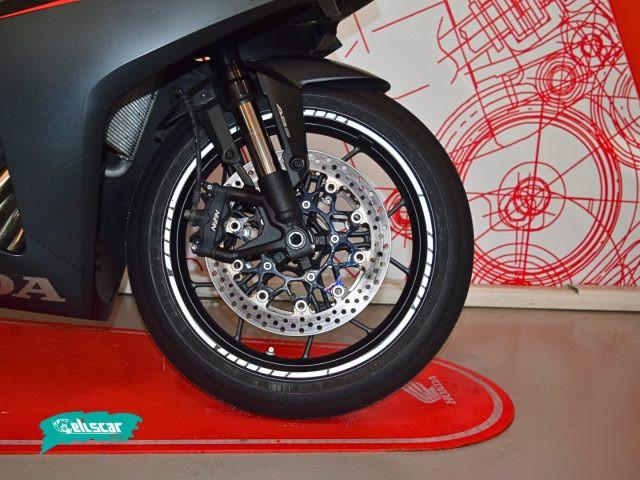 HONDA CBR 650 CBR 650 R E-CLUTCH 2025