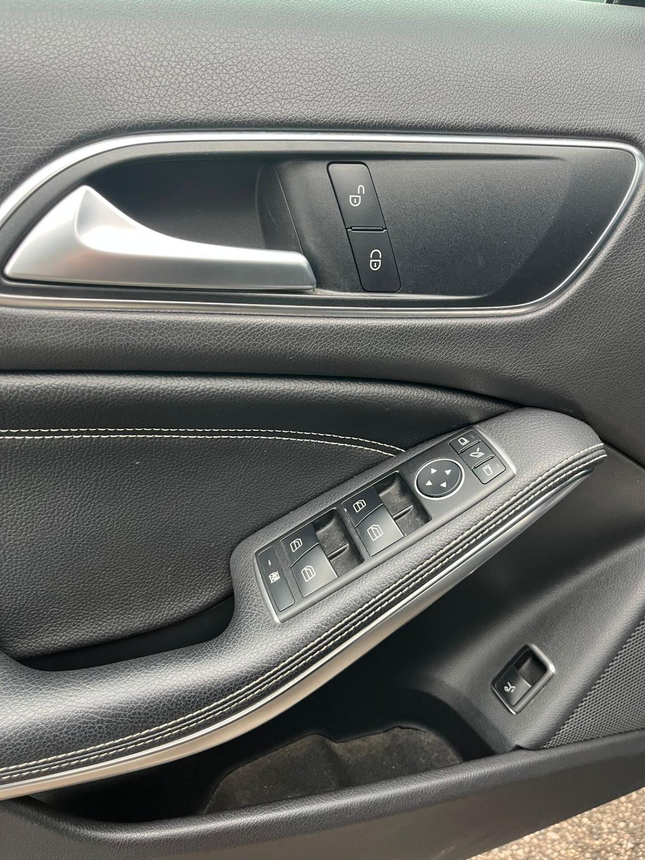 Mercedes-benz A 180 d Automatic Black Edition