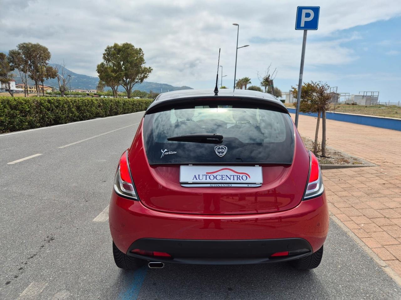 Lancia Ypsilon 1.3 MJT 16V 95 CV 5 porte S&S Gold