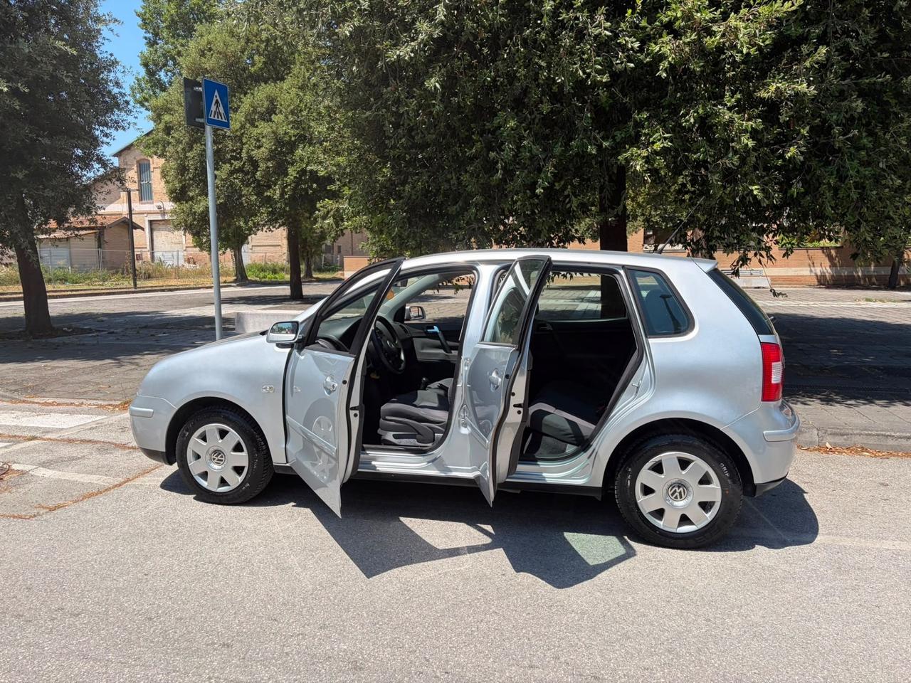 Volkswagen Polo 1.2 benzina neopatentati