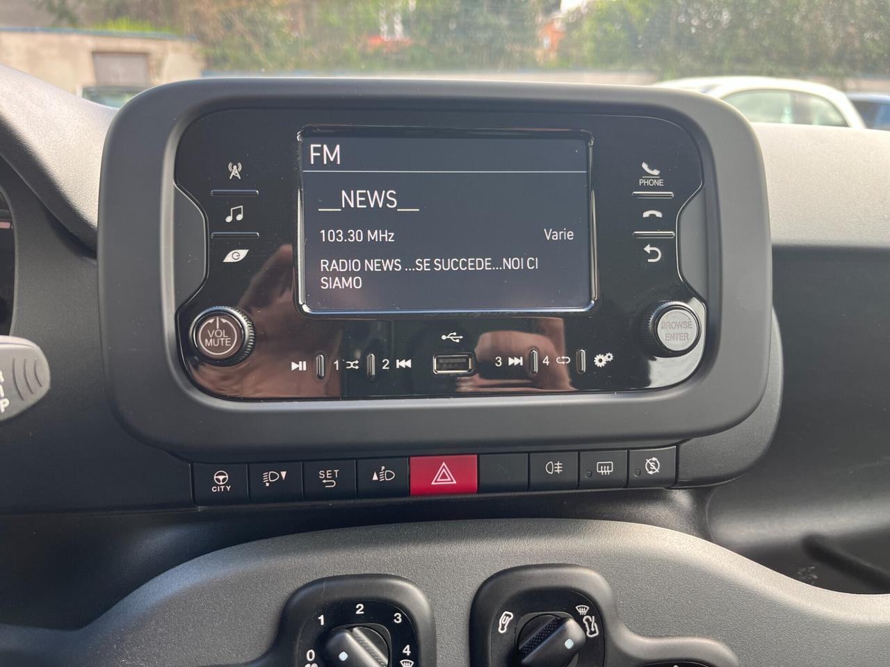 Fiat Panda 1.0 FireFly S&S Hybrid Red