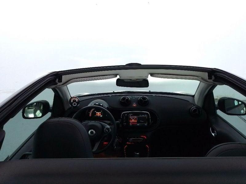 smart fortwo Cabrio eq Edition One 22kW