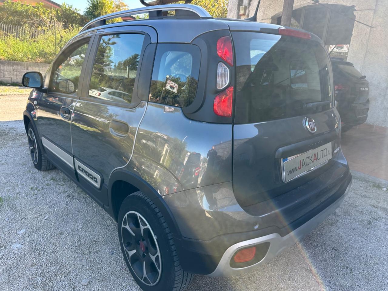 Fiat Panda 1.0 FireFly S&S Hybrid Cross