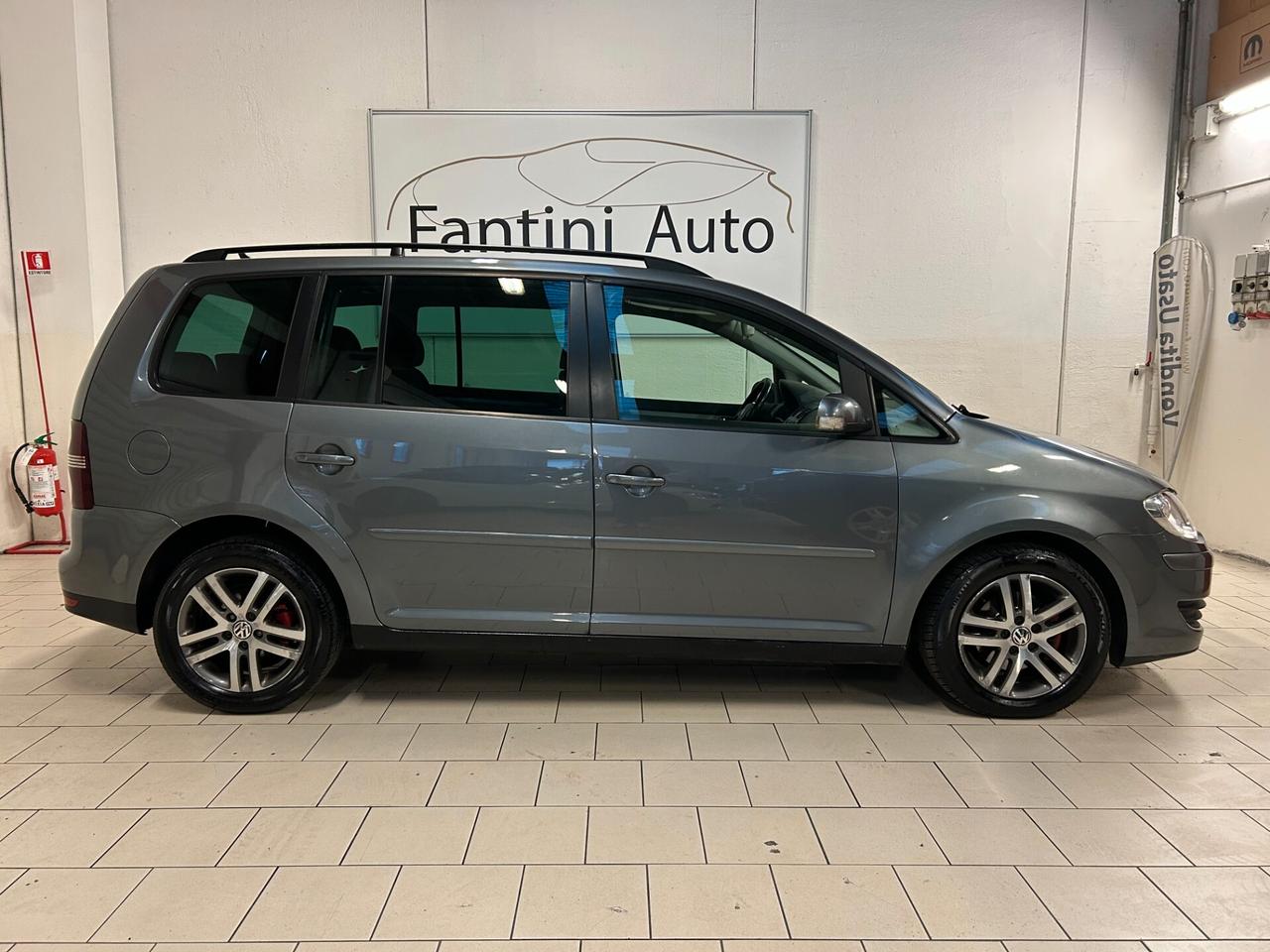 Volkswagen Touran TrendLine 1.9 TDI 7posti-DETTAGLI IN DESCRIZIONE