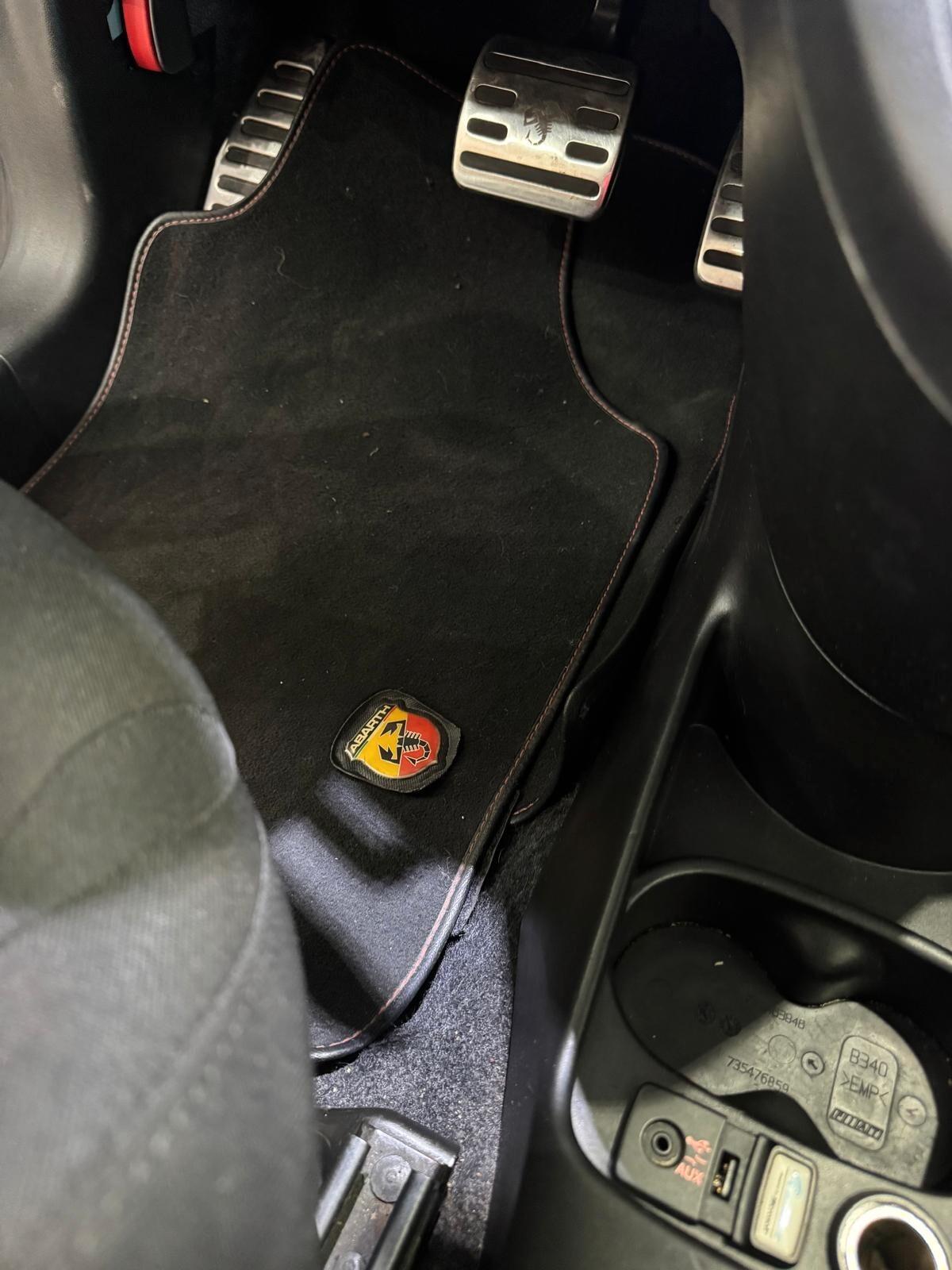 Abarth 500 C 1.4 Turbo T-Jet