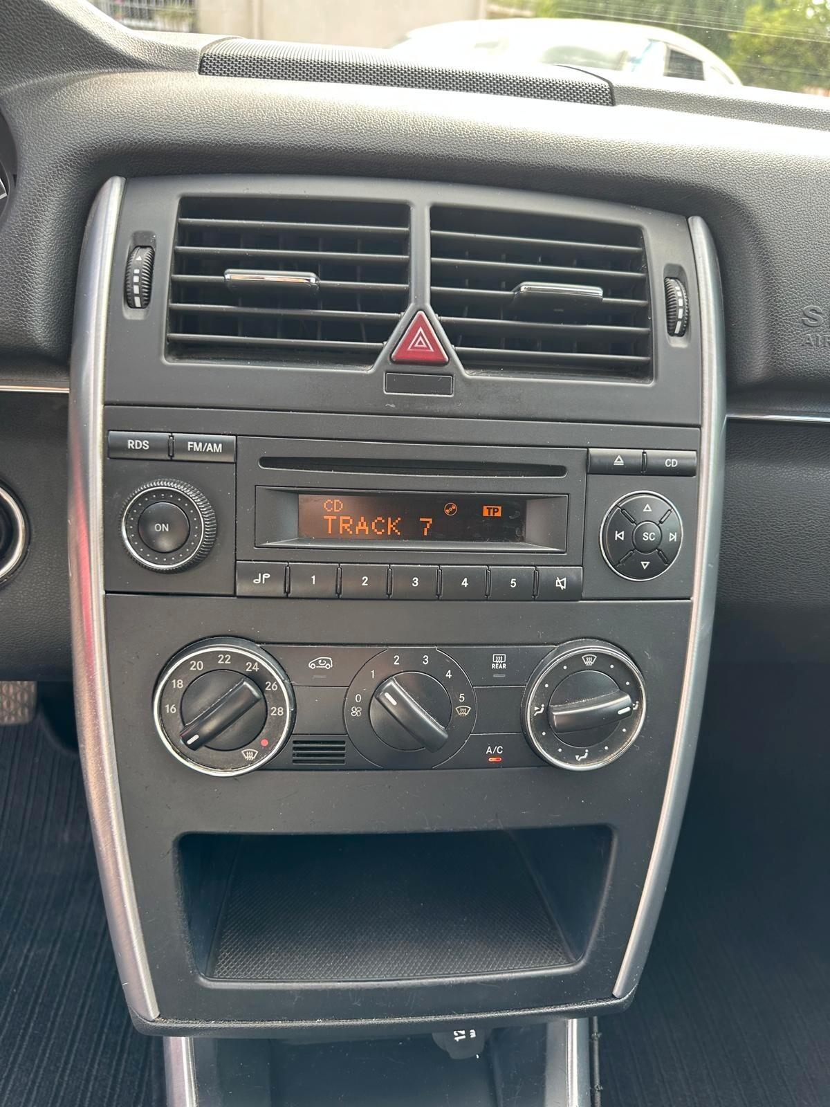 Mercedes-benz B 180 CDI Premium-06/2010