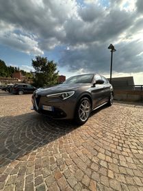 Alfa Romeo Stelvio 2.2 Turbodiesel 180 CV AT8 RWD Executive