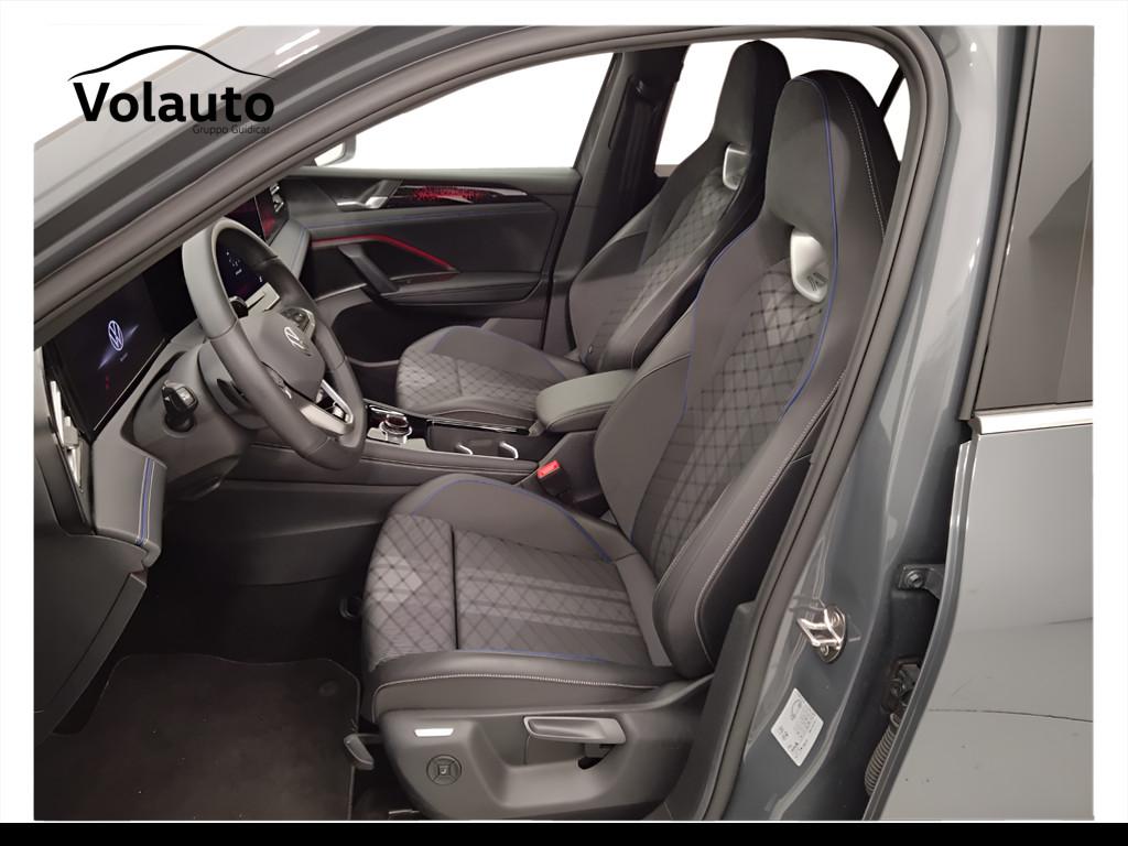 VOLKSWAGEN Tiguan III 2024 - Tiguan 2.0 tdi R-Line 150cv dsg