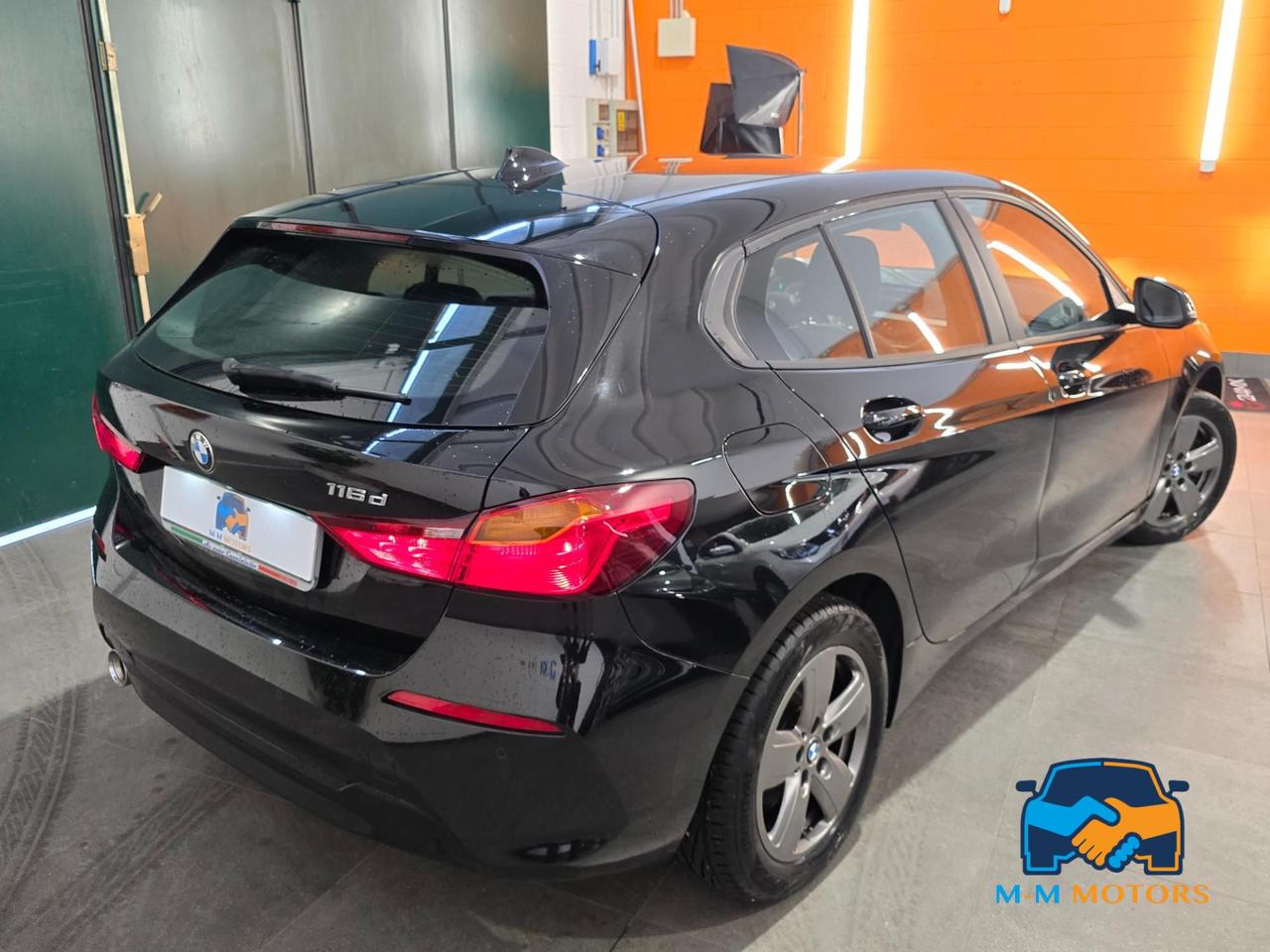 BMW 116 d 5p. Business Advantage