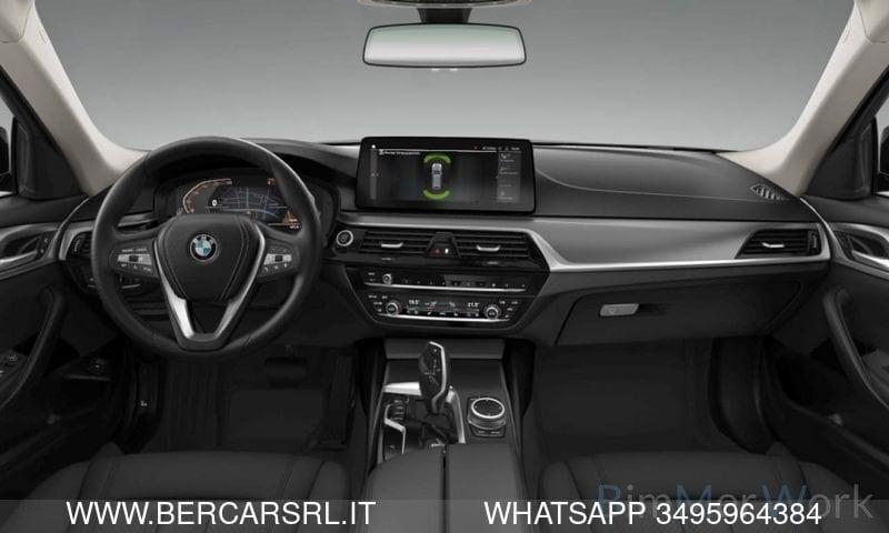 BMW Serie 5 520d 48V xDrive Touring Business*TELECAMERA *PDC*SEDILI RISCALDATI*