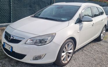 Opel Astra 1.7 CDTI 125CV Sports Tourer Cosmo