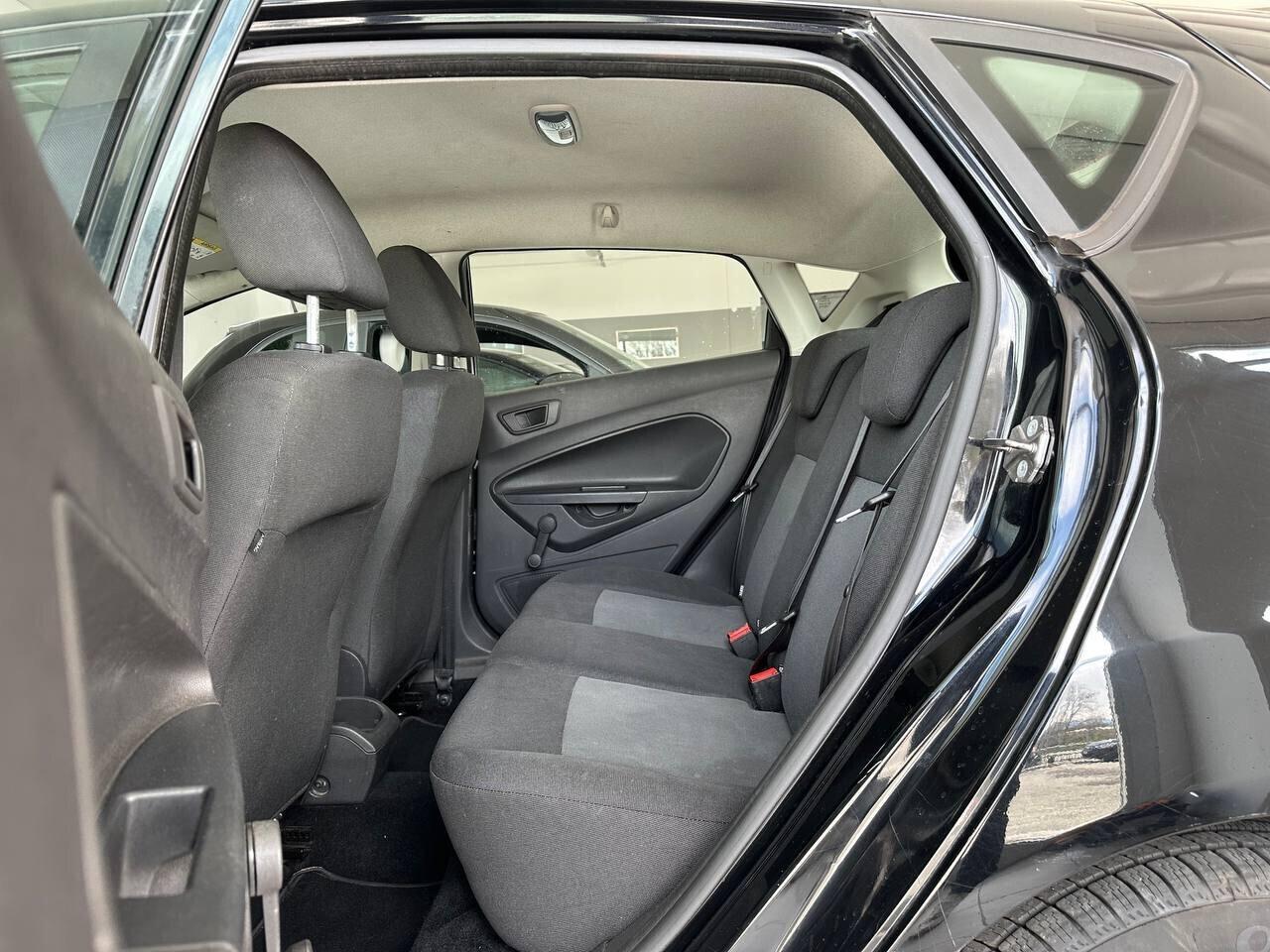 Ford Fiesta 1.2 - 5 porte Titanium