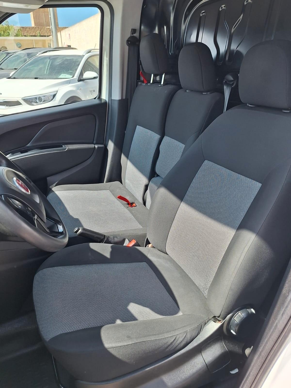 Fiat Doblo 1.6MJT 105CV SS PC-TN Cargo Easy 2023