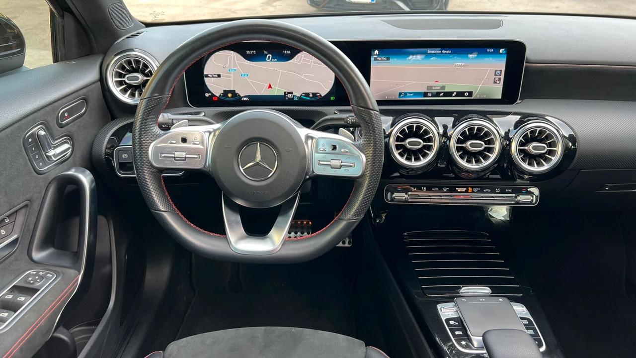 MERCEDES A 180d PREMIUM LUXURY 2019 TETTO APRIBILE