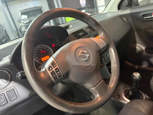 SUZUKI Swift 4X4 UNICOPROPRIETARIO