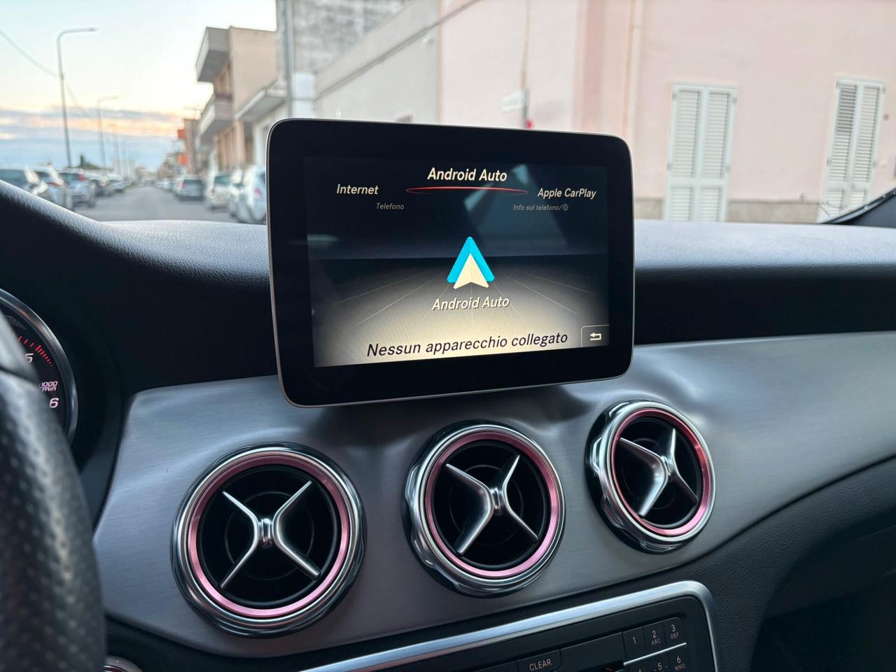 Mercedes-benz GLA 180 d Premium Amg - 2017