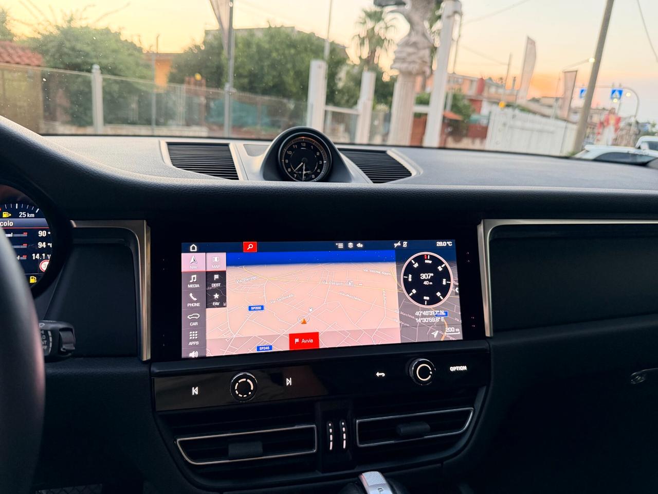 Porsche Macan 2.0 265- PASM-TETTO-MY 22-IPER FULL