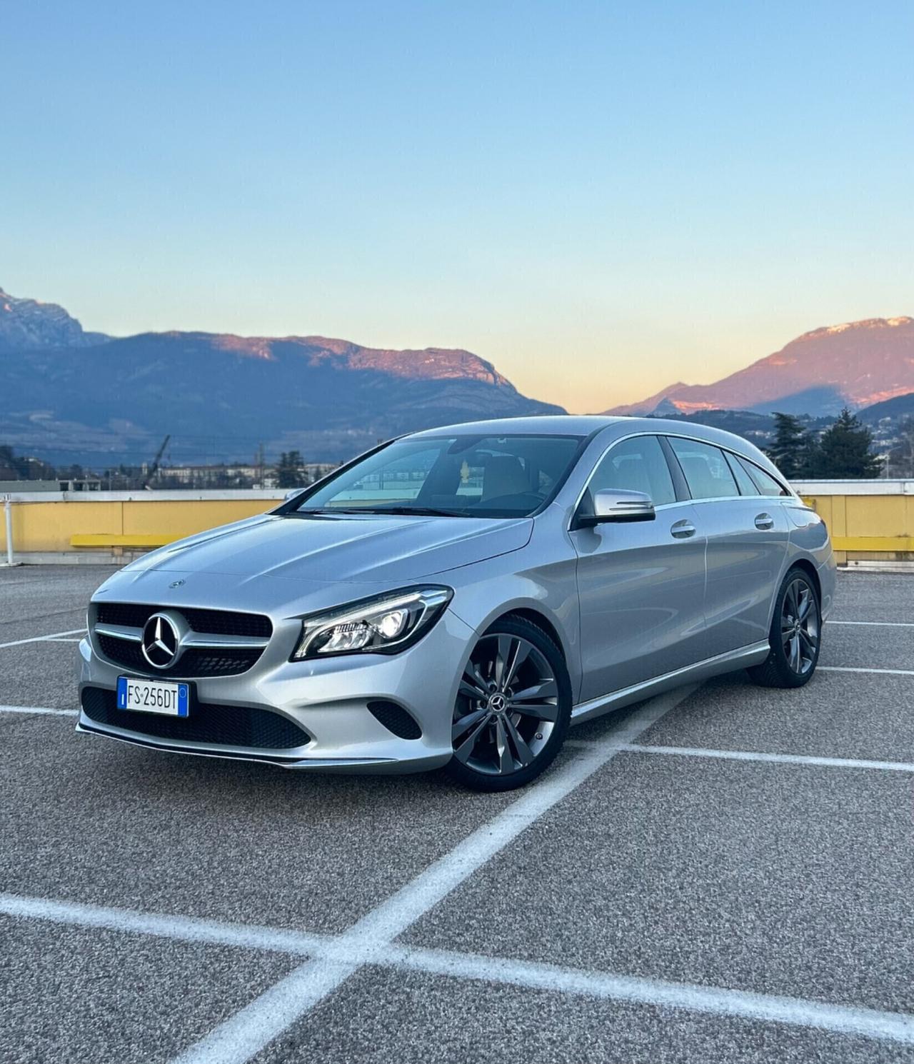 Mercedes CLA 200d Premium AMG Shootting Brake