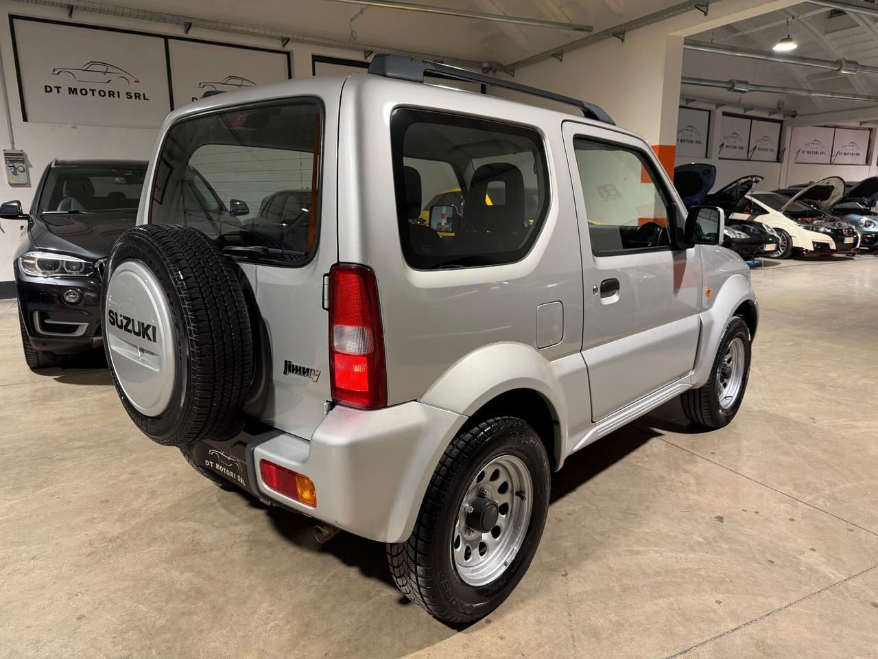 Suzuki Jimny 1.3i 4WD CON RIDOTTE-CLIMA-AUTORADIO