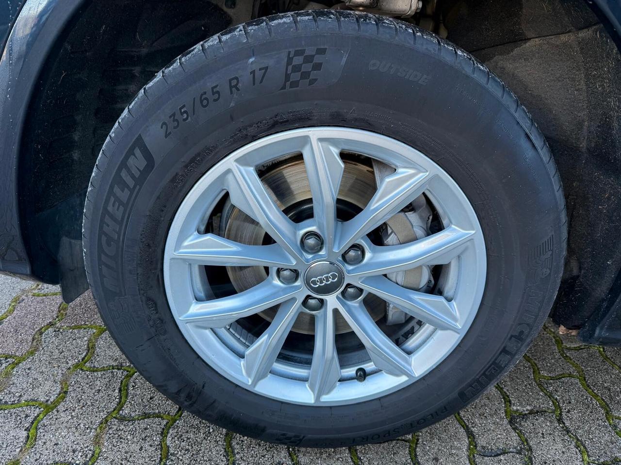 Audi Q5 2.0 TDI quattro S tronic Business