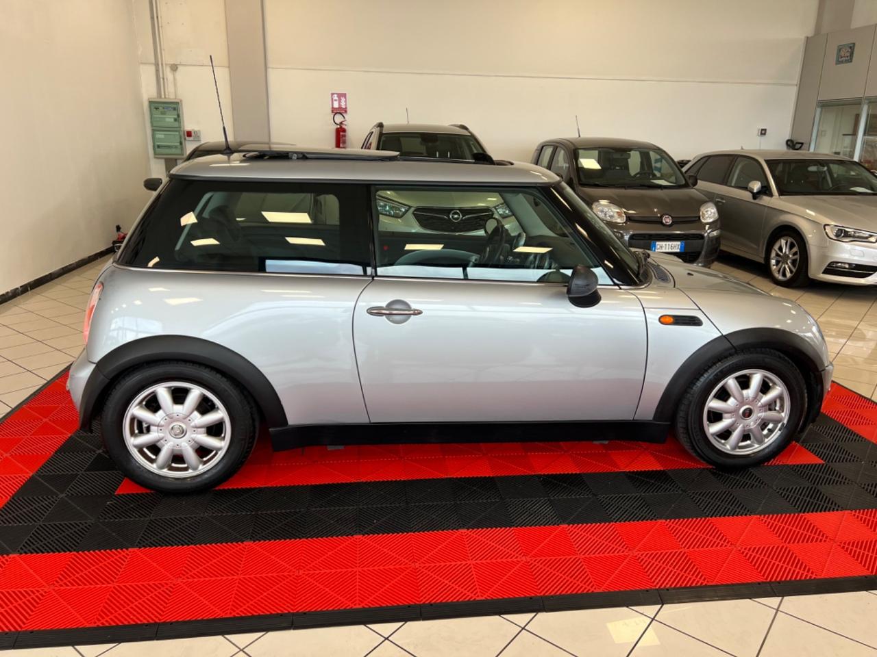 Mini Mini 1.6 16V One