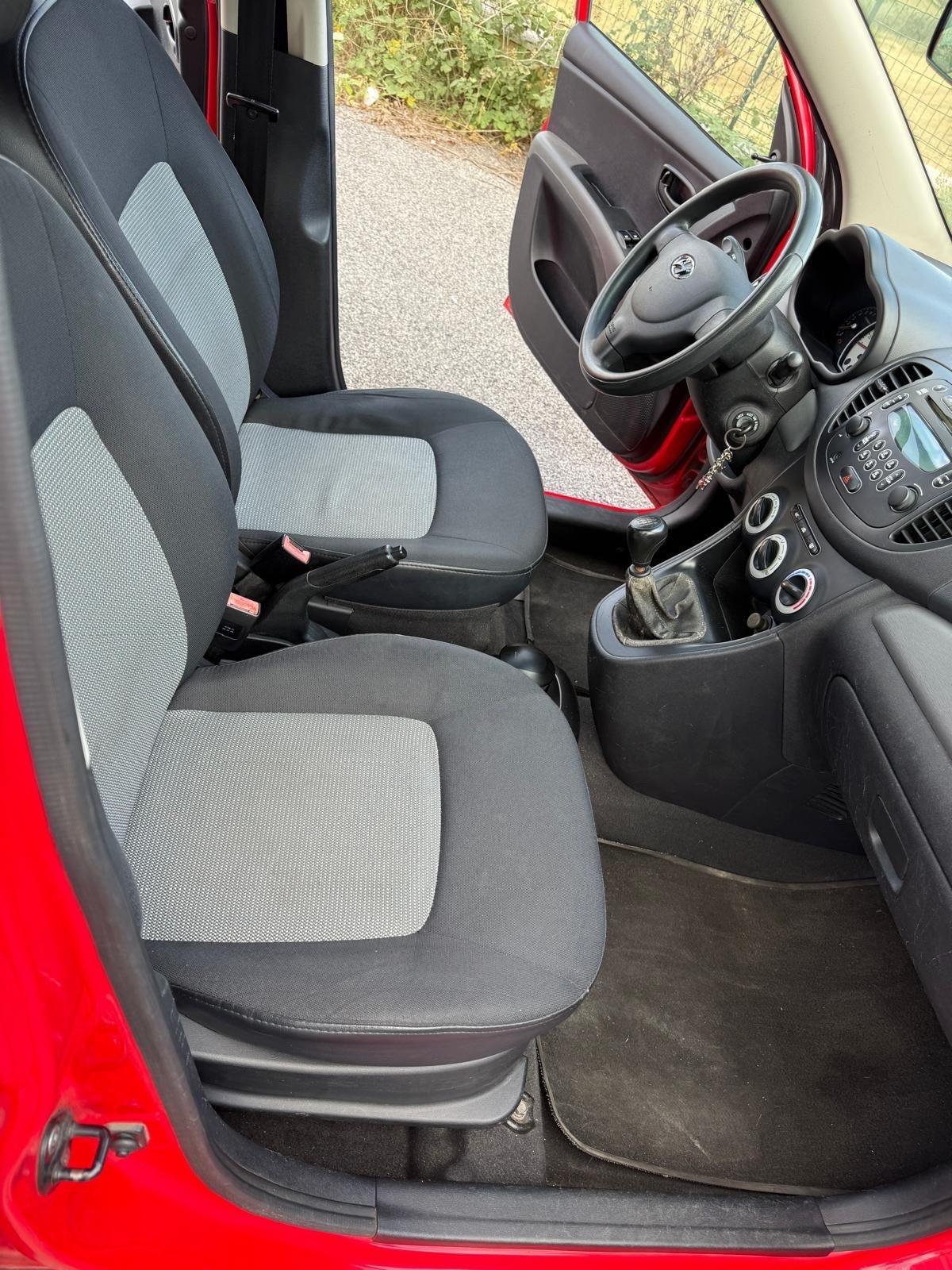 Hyundai i10 1.1 12V BlueDrive GPL Active