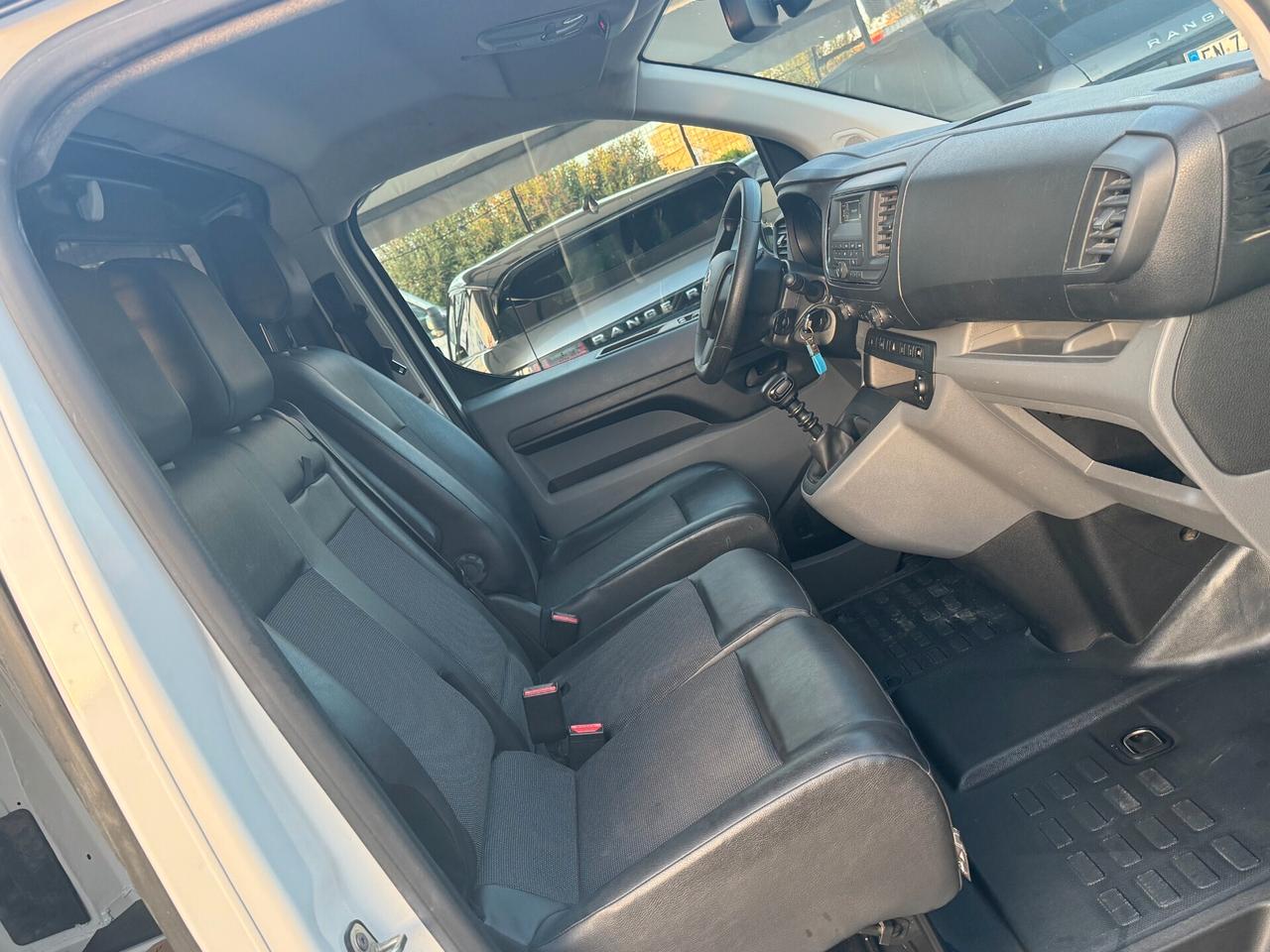 TOYOTA PROACE 3 POSTI IVA ESPOSTA