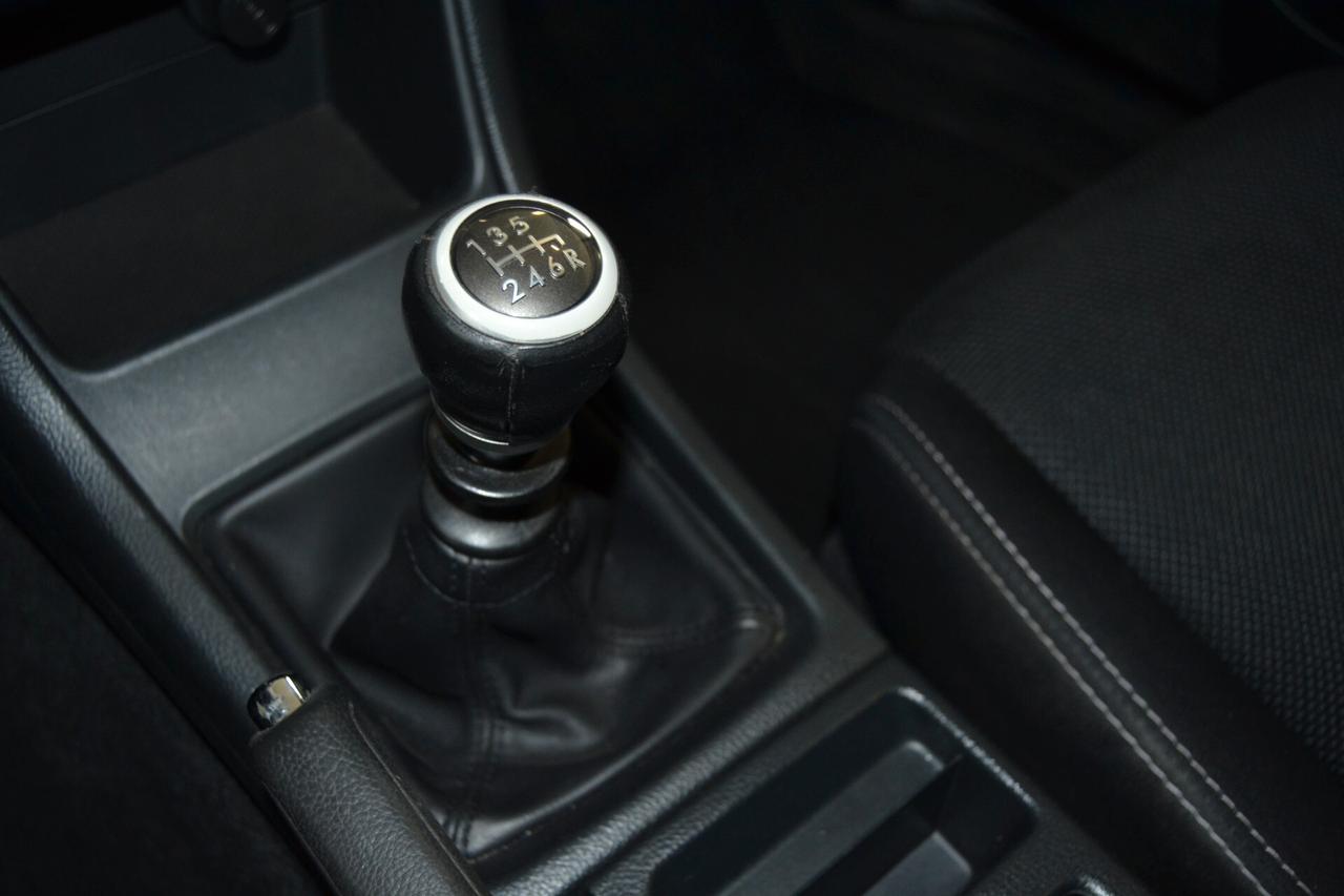 Subaru XV 2.0D 4WD Style UniPro/KMDOC/T.Cam