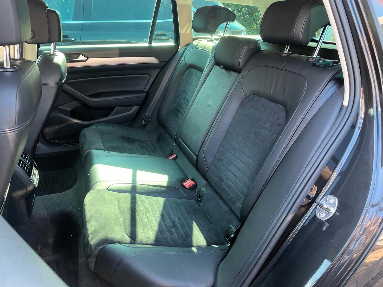 Volkswagen Passat Variant 2.0 TDI DSG Executive BlueMotion Tech.