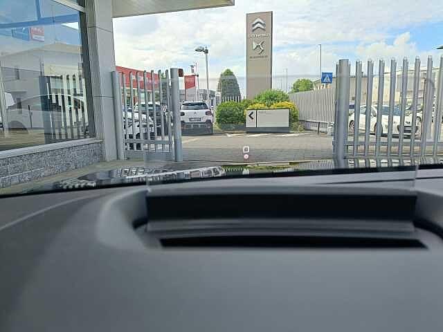 Citroen C4 1.2 PureTech 130cv EAT8 SHINE Usato Garantito