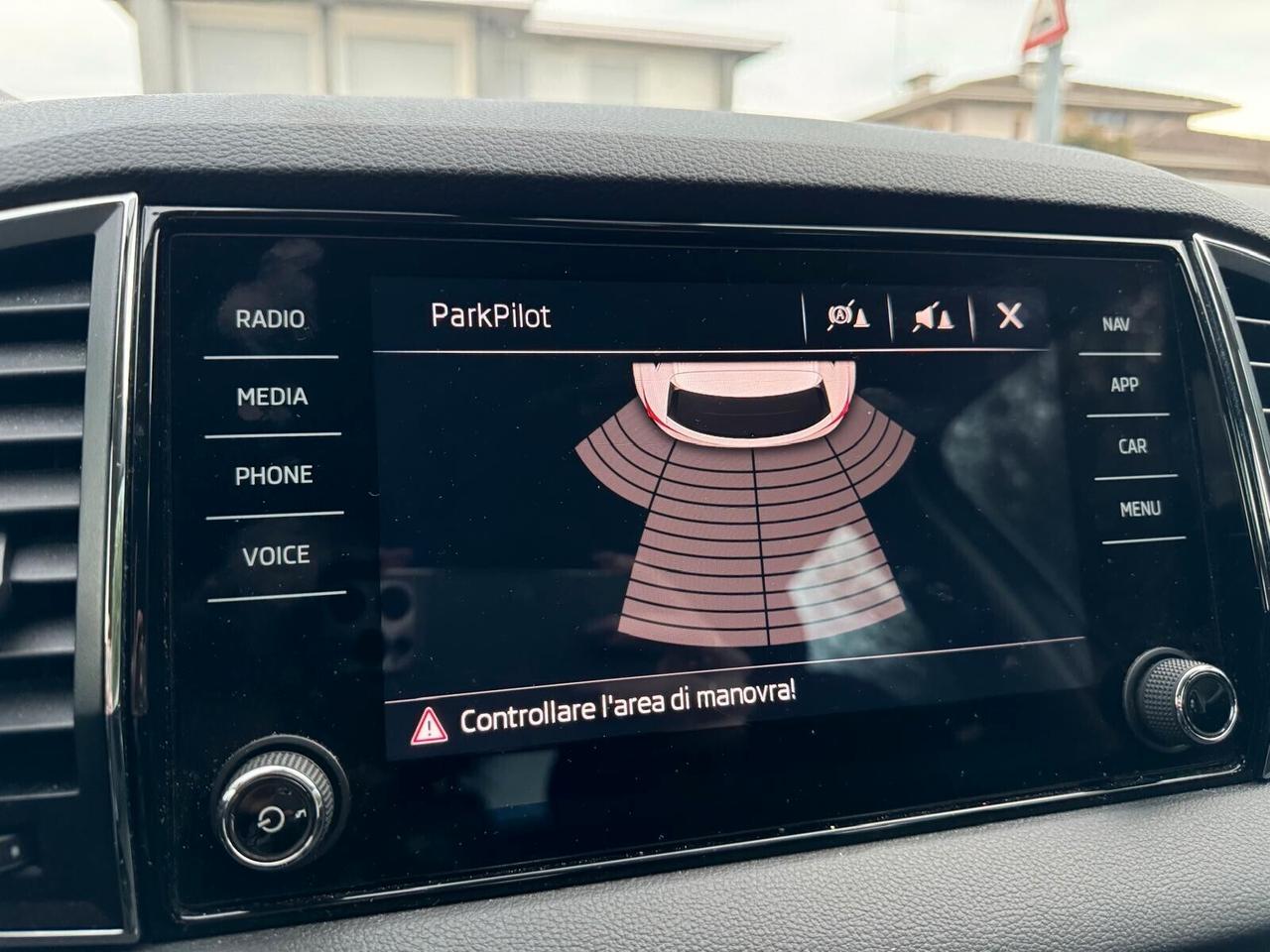 Skoda Karoq 1.6 TDI SCR DSG SportLine