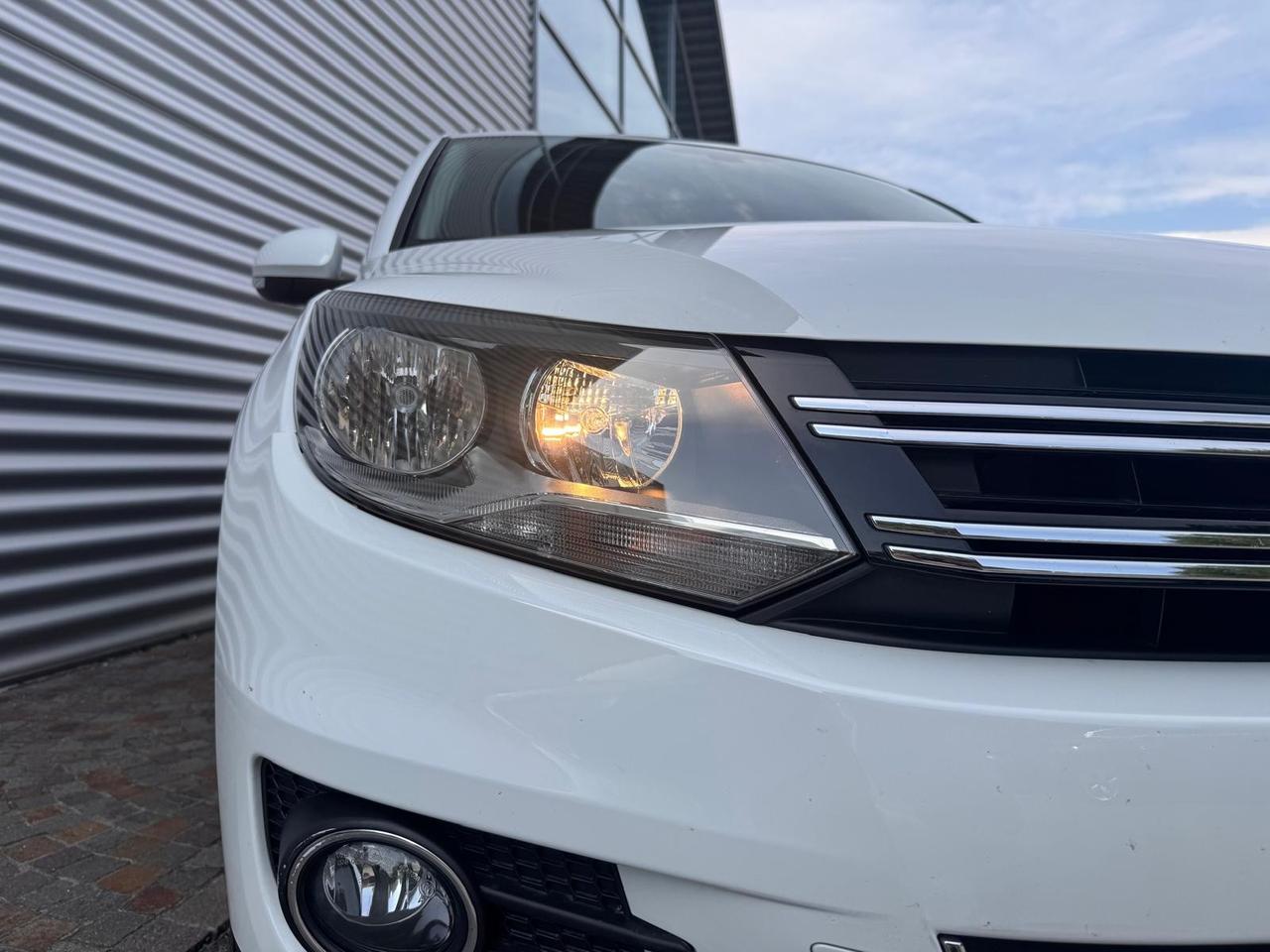 VOLKSWAGEN TIGUAN 2.0TDI DSG 4MOTION SPORT&STYLE