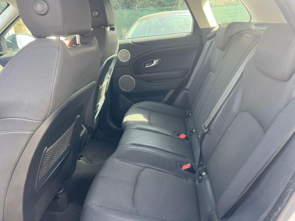 LAND ROVER - Range Rover Evoque - 2.0 TD4 5p. Pure