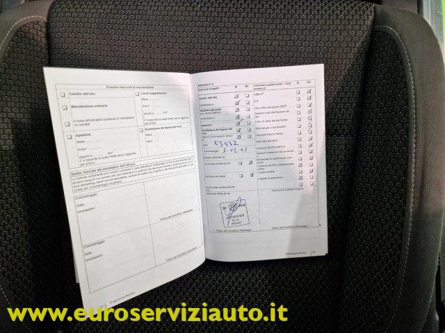 VOLKSWAGEN Touran 7 POSTI 1.2 TSI Comfortline BMT