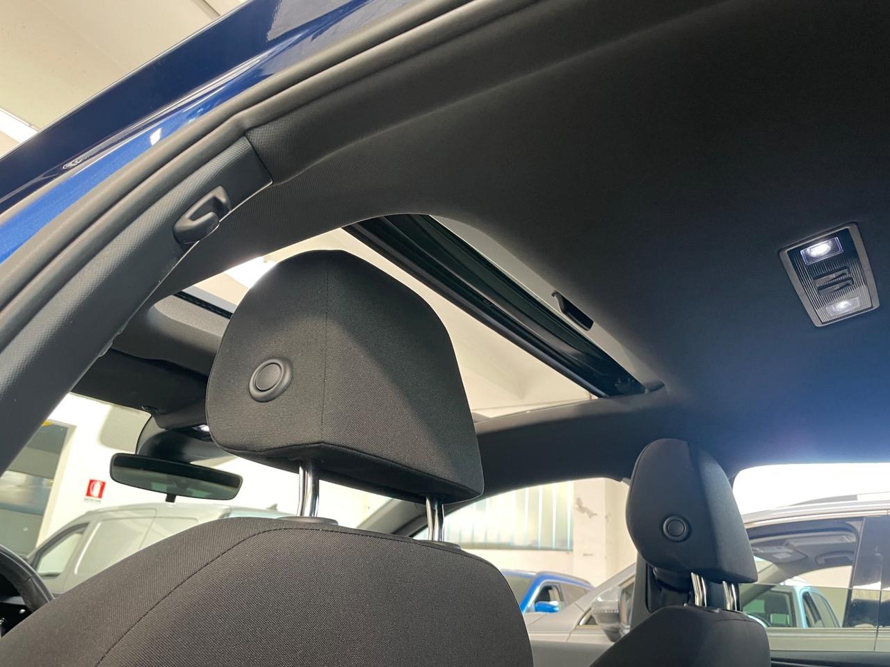 Volkswagen Taigo 1.0 TSI 115 CV R-Line