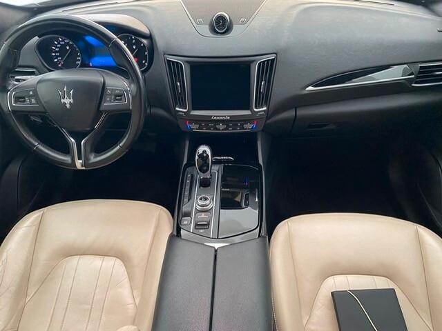 Maserati Levante V6 Diesel 275 CV AWD Granlusso
