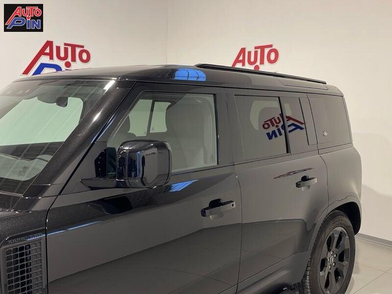 Land Rover Defender 3.0D I6 200 110 SE AWD auto.