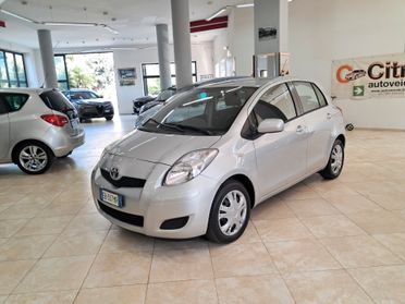 Toyota Yaris 1.0 5 porte Sol GPL