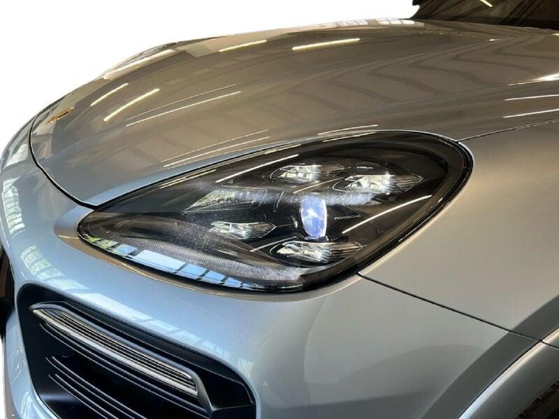 Porsche Cayenne 4.0 V8 GTS