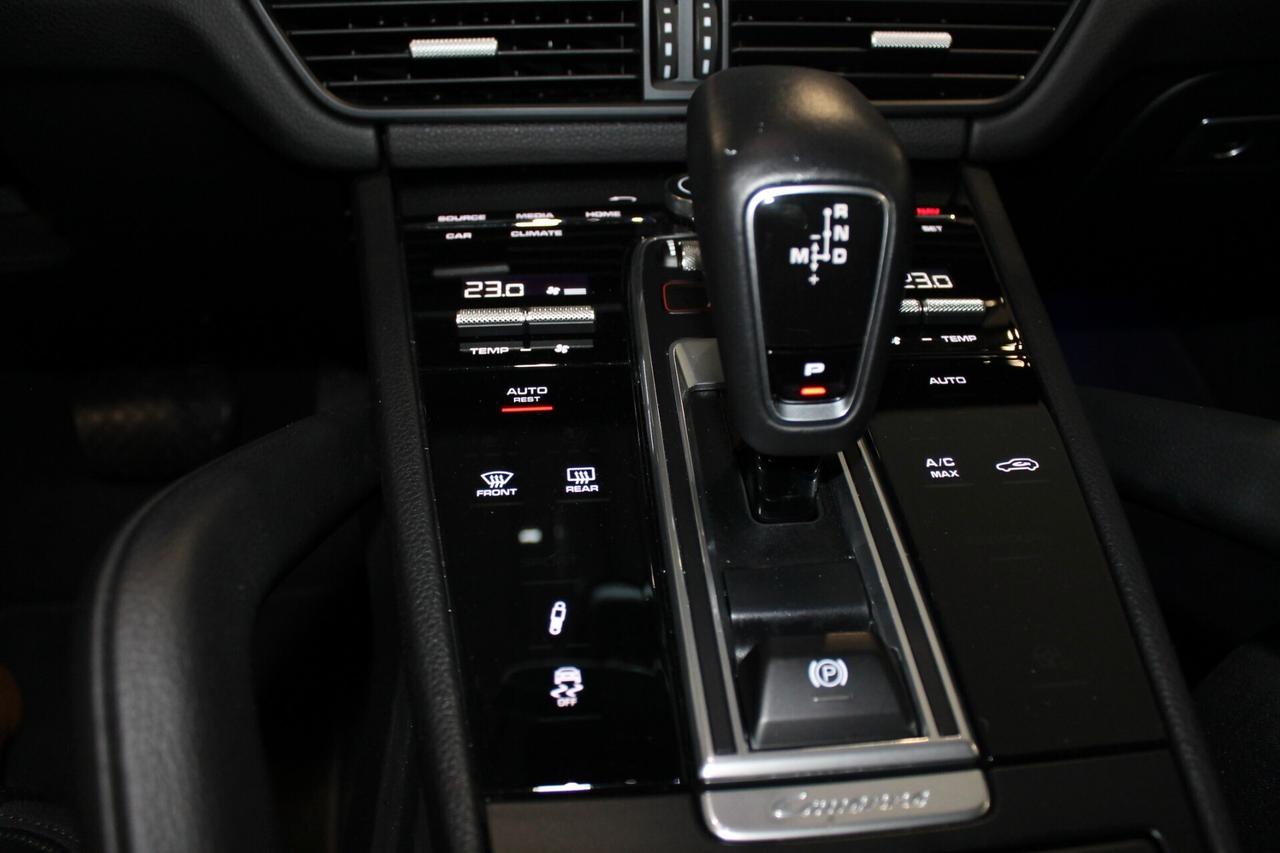 PORSCHE CAYENNE COUPÉ 3.0 V6