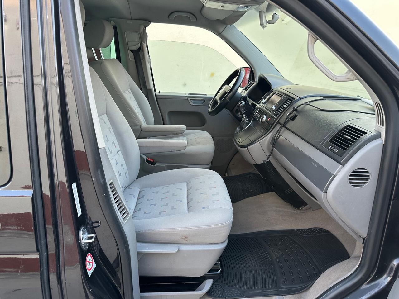 Volkswagen Multivan 2.5 TDI/174CV Highline
