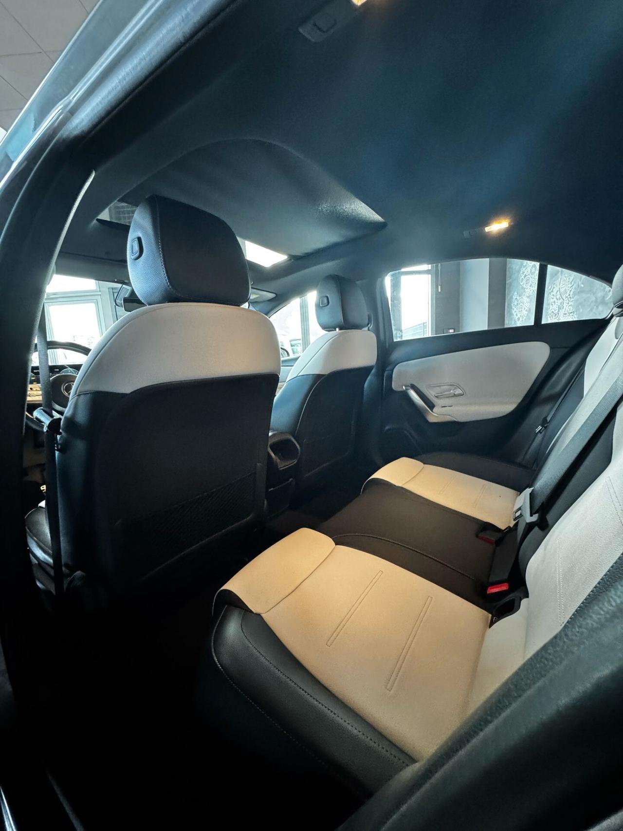 MERCEDES A 180CDI SEDAN AT8 PREMIUM TETTO APRIBILE