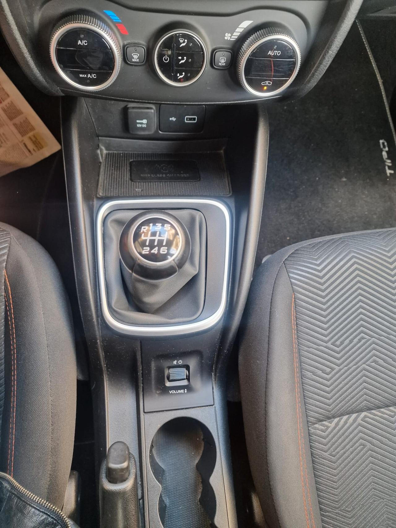 Fiat Tipo cross 1.6 Mjt S&S SW Garmin