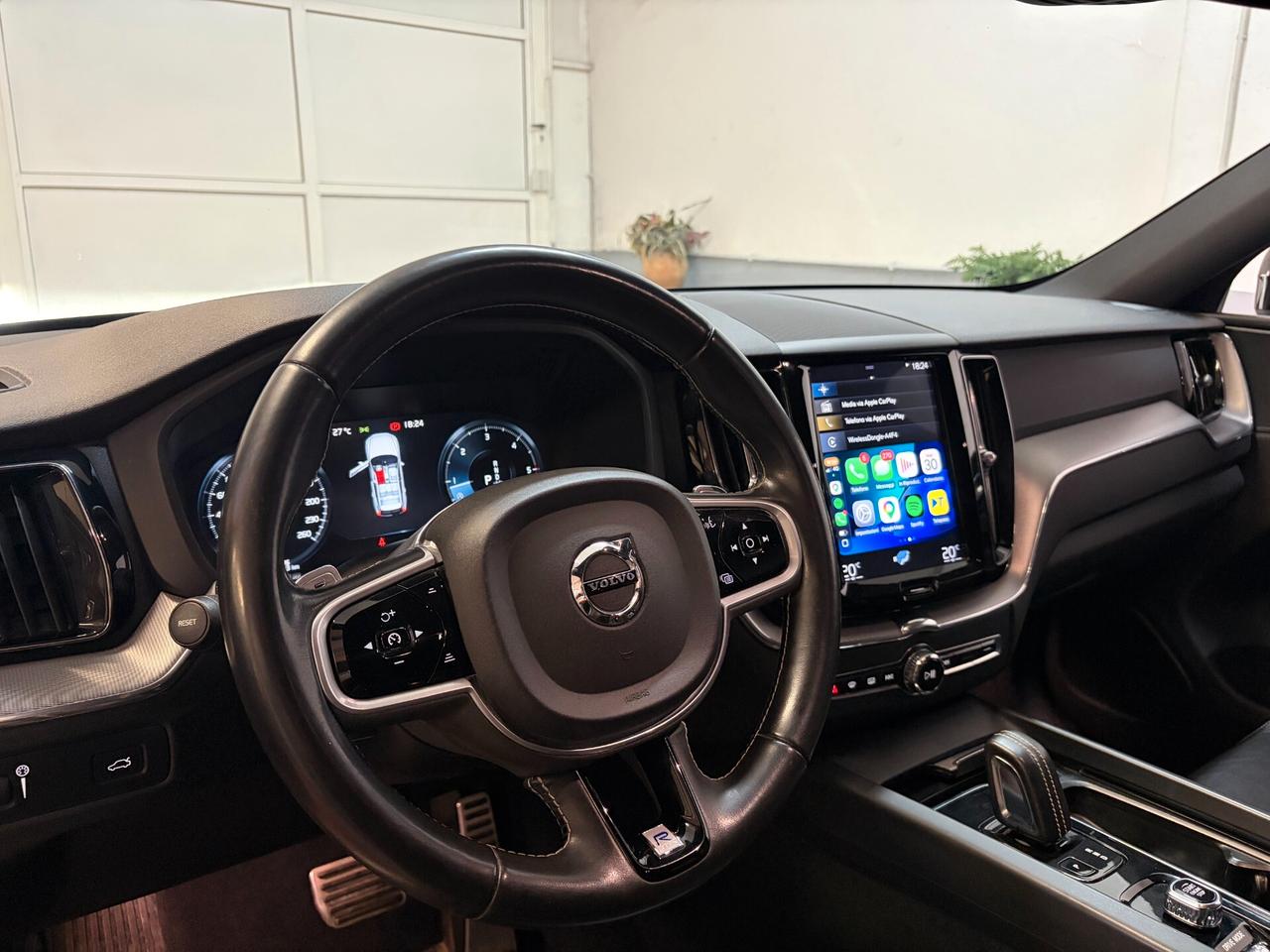 Volvo XC 60 B4 (d) AWD Geartronic R-design