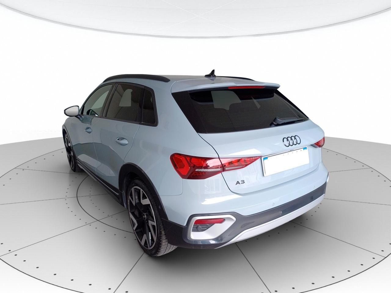 Audi A3 allstreet 2.0 tdi business 150cv s-tronic