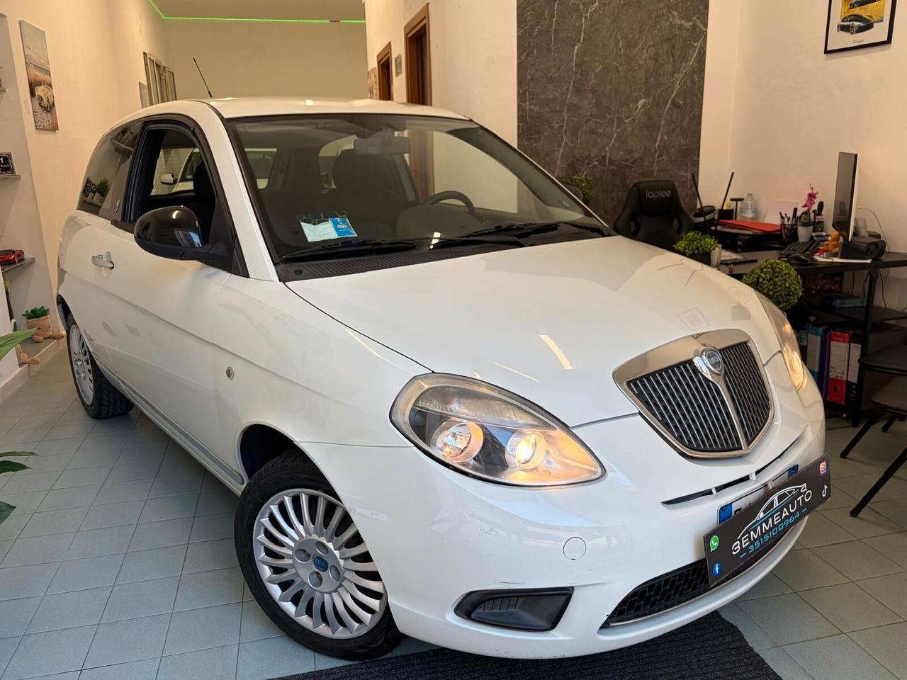 Lancia Ypsilon 2011 EURO5 1.2 12 MESI DI GARANZIA