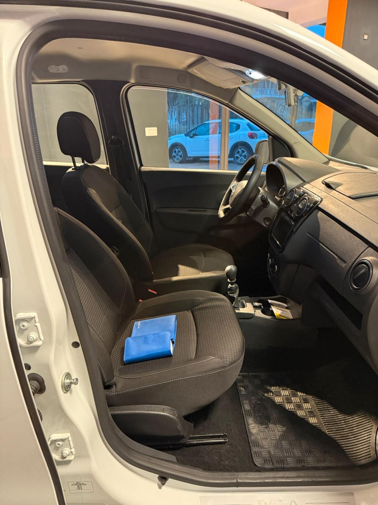 Dacia Lodgy 1.5 Blue dCi 8V 95CV 7 posti Comfort navi retro