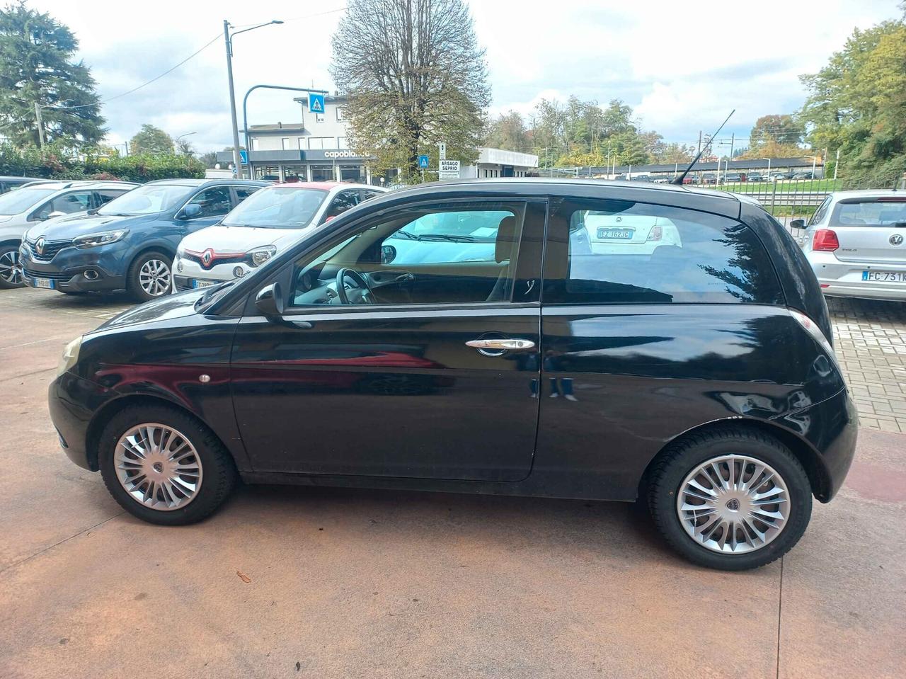 Lancia Ypsilon 1.2 Oro