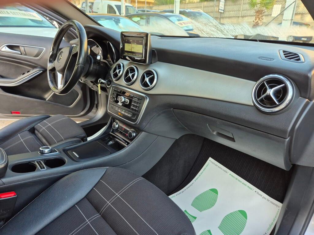 Mercedes GLA 200 d Automatic Business